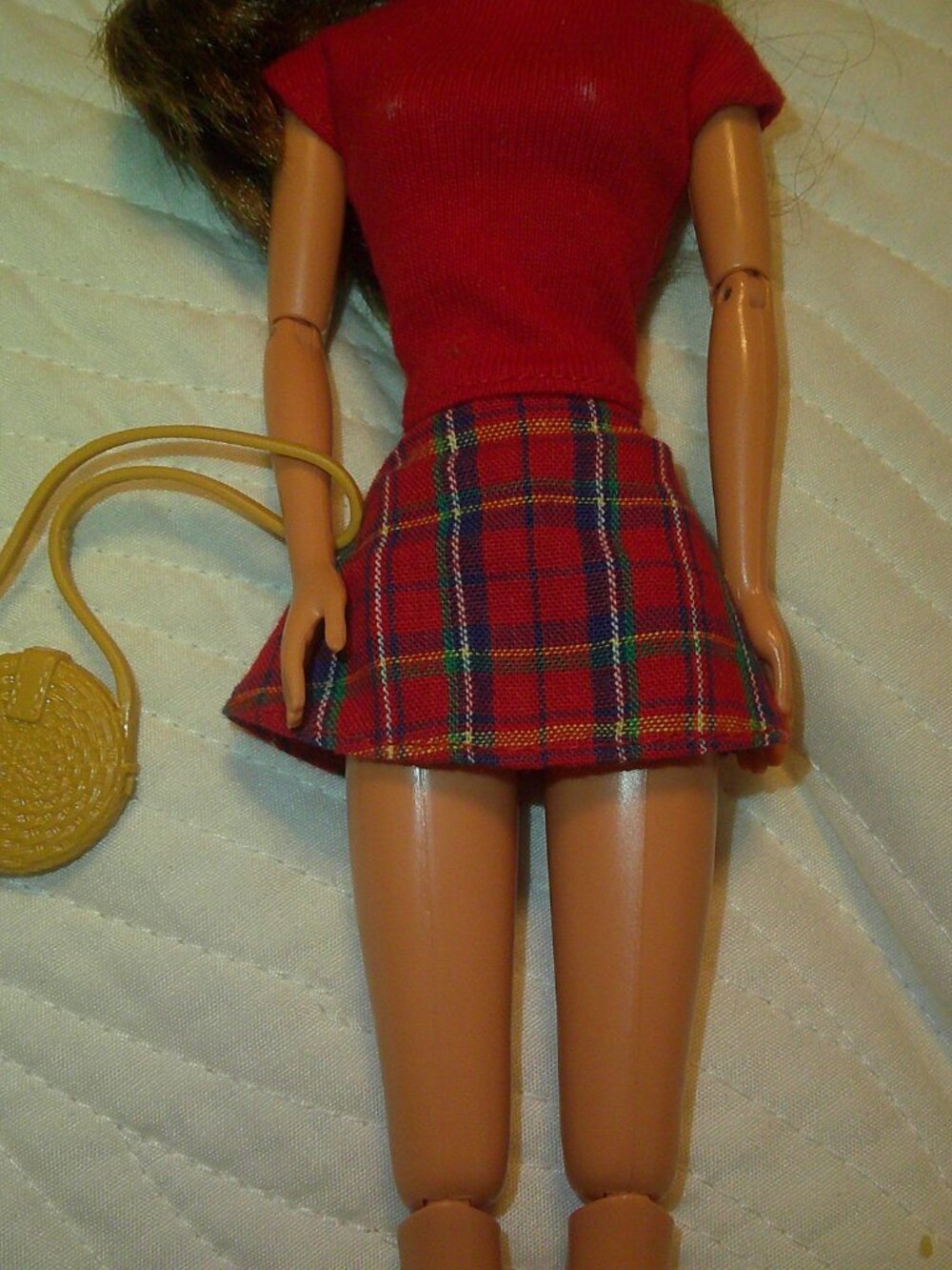 Barbie in School Gir Outfit, 1990's Brunette Hair Barbie - Picture 4 of 5